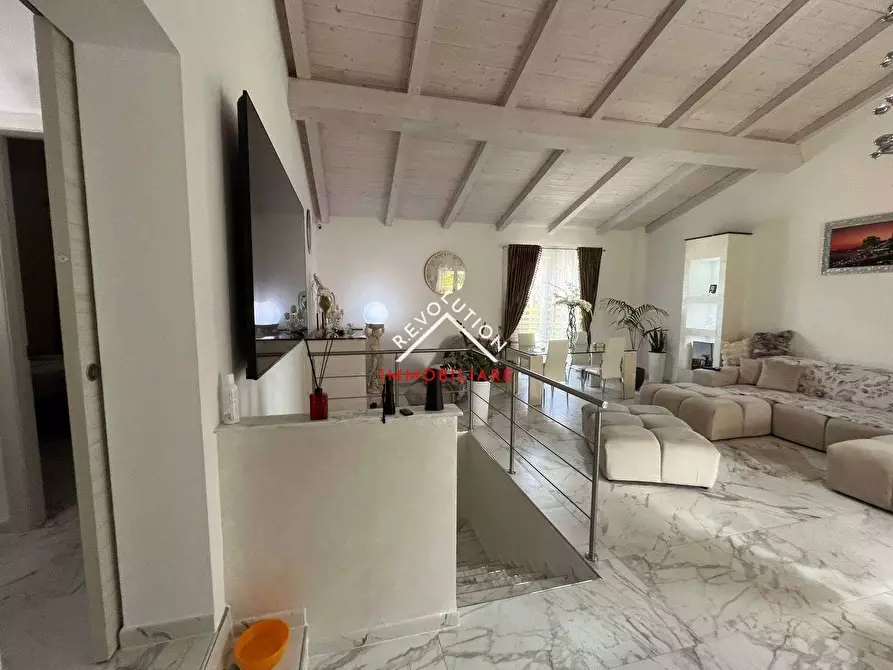 Immagine 10 di Villa in vendita  in località fiscale a San Giustino