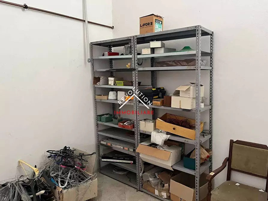 Immagine 35 di Negozio in vendita  in Via Biturgense a Città Di Castello