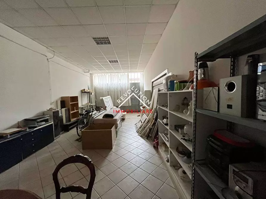 Immagine 34 di Negozio in vendita  in Via Biturgense a Città Di Castello