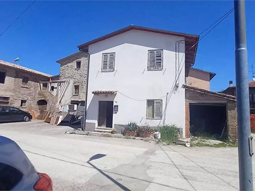 Immagine 1 di Porzione di casa in vendita  in Vocabolo Giove di Sopra 30 a Città Di Castello