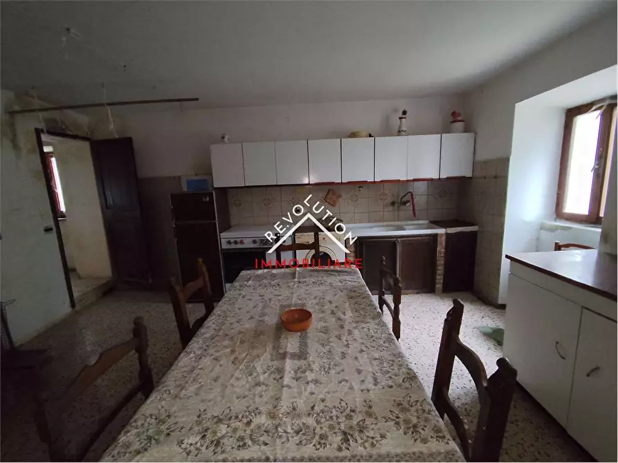 Immagine 11 di Rustico / casale in vendita  in Vocabolo Sessaglia a Apecchio
