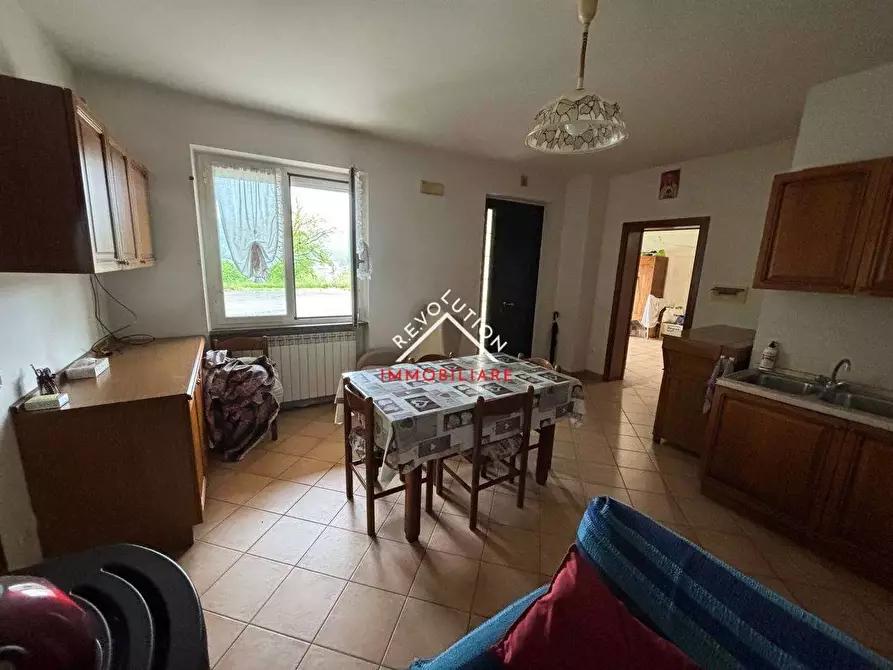 Immagine 3 di Villa in vendita  in via perenchies 20 a Pietralunga