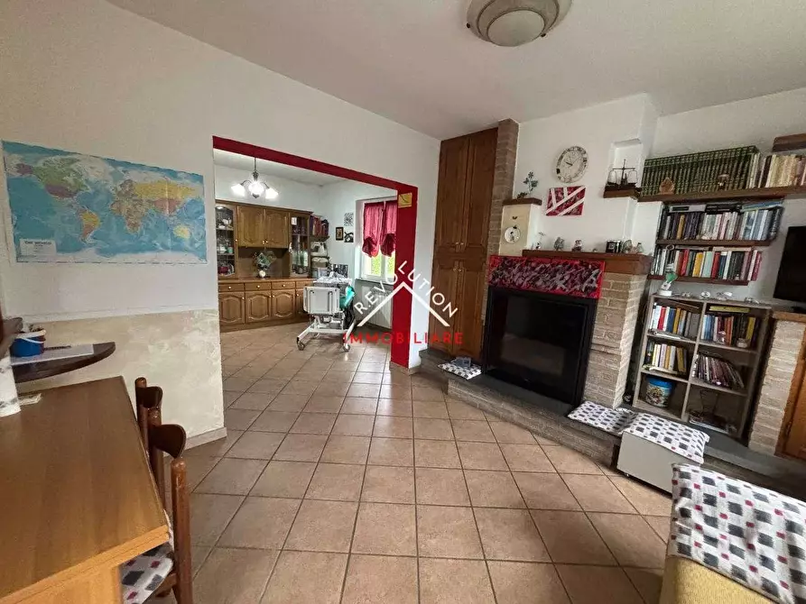 Immagine 20 di Villa in vendita  in via perenchies 20 a Pietralunga