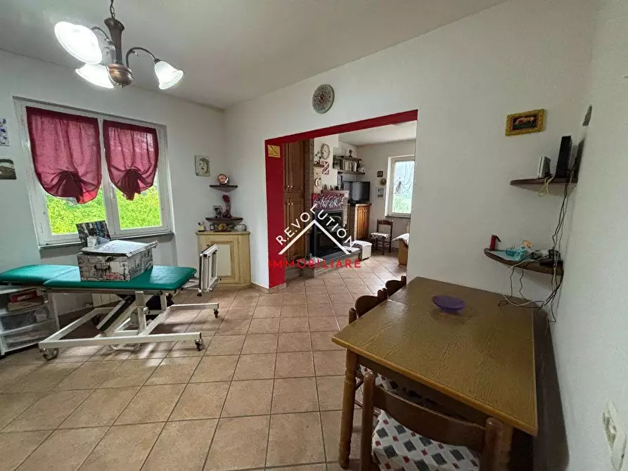 Immagine 26 di Villa in vendita  in via perenchies 20 a Pietralunga