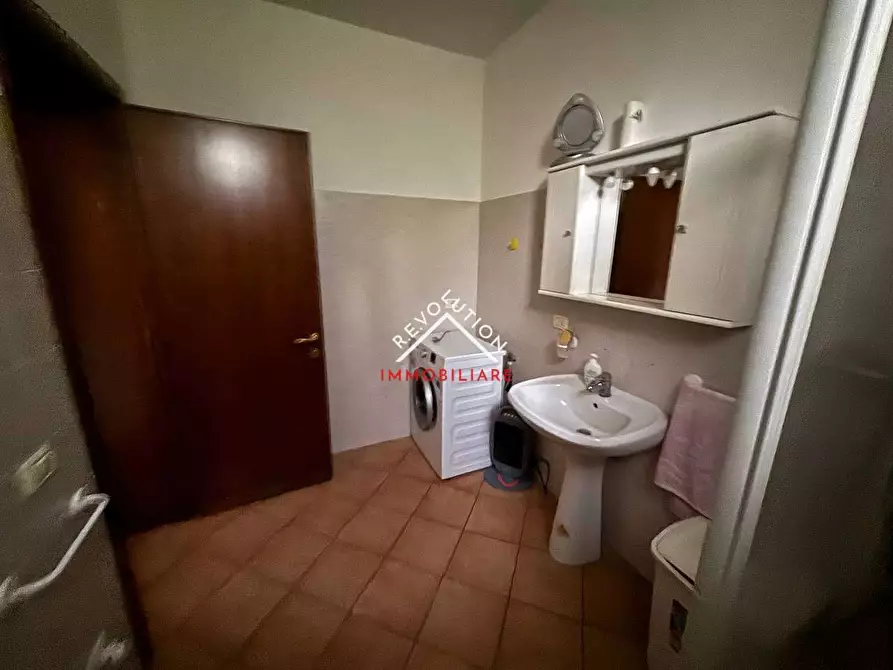 Immagine 4 di Villa in vendita  in Via Perenchies a Pietralunga