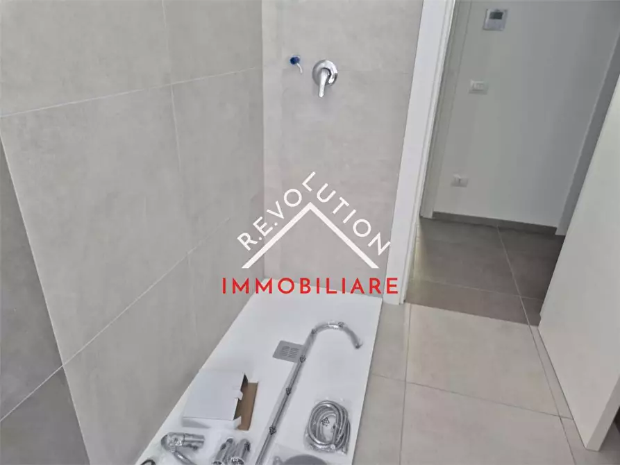 Immagine 23 di Appartamento in vendita  a Mondolfo