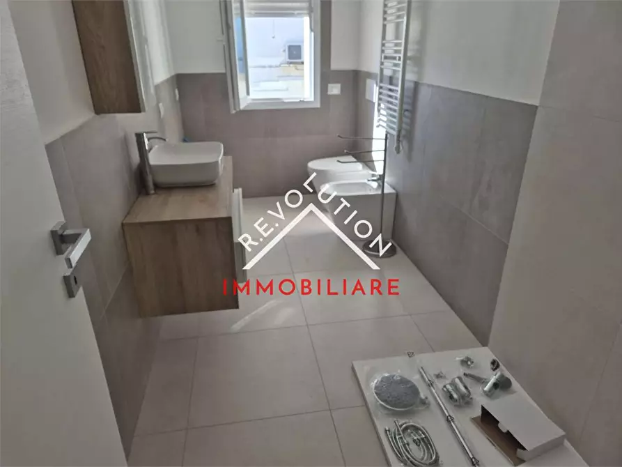 Immagine 21 di Appartamento in vendita  a Mondolfo