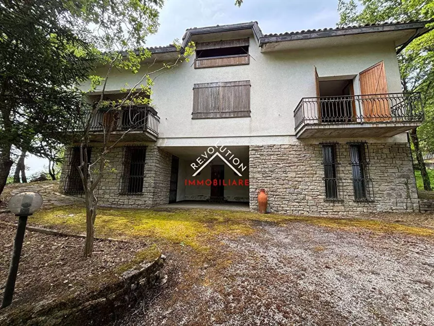 Immagine 32 di Villa in vendita  in Via degli Abeti a Pietralunga
