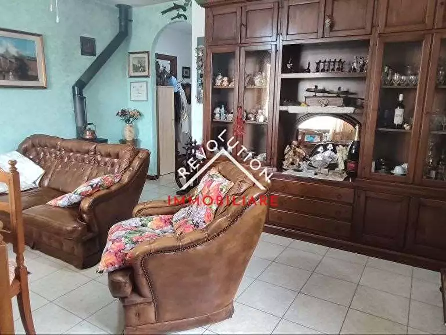 Immagine 3 di Appartamento in vendita  in Via Salieri a Città Di Castello