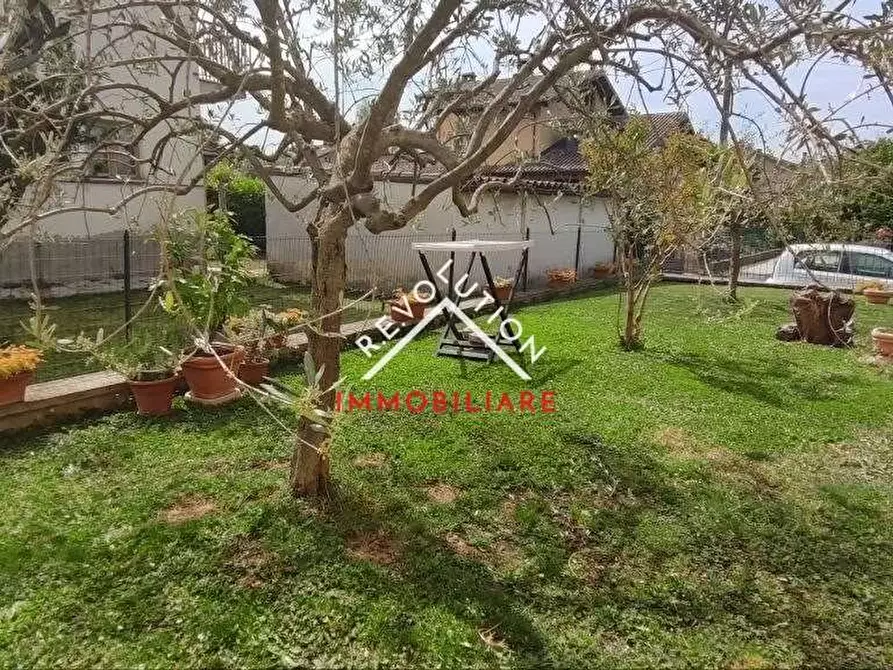 Immagine 25 di Appartamento in vendita  in Via Salieri a Città Di Castello