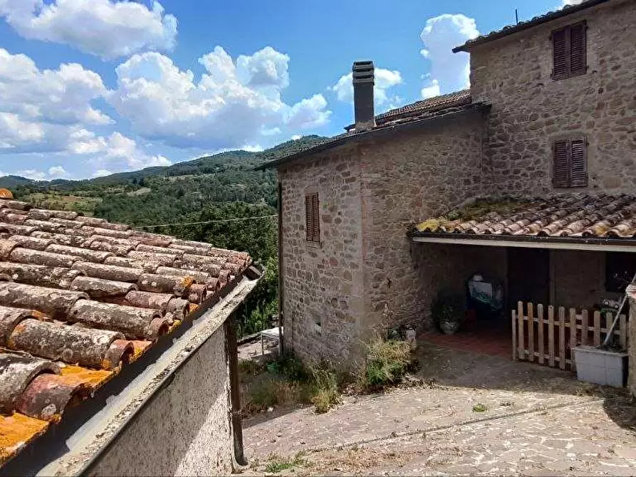 Immagine 34 di Porzione di casa in vendita  in San Leo Bastia a Città Di Castello
