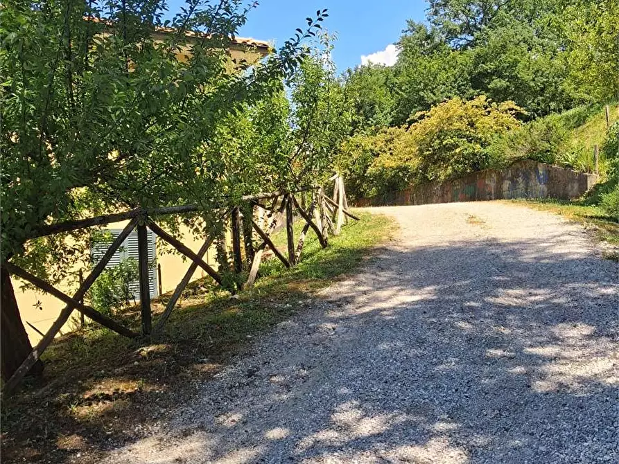 Immagine 47 di Villa in vendita  in Via Perenchies a Pietralunga