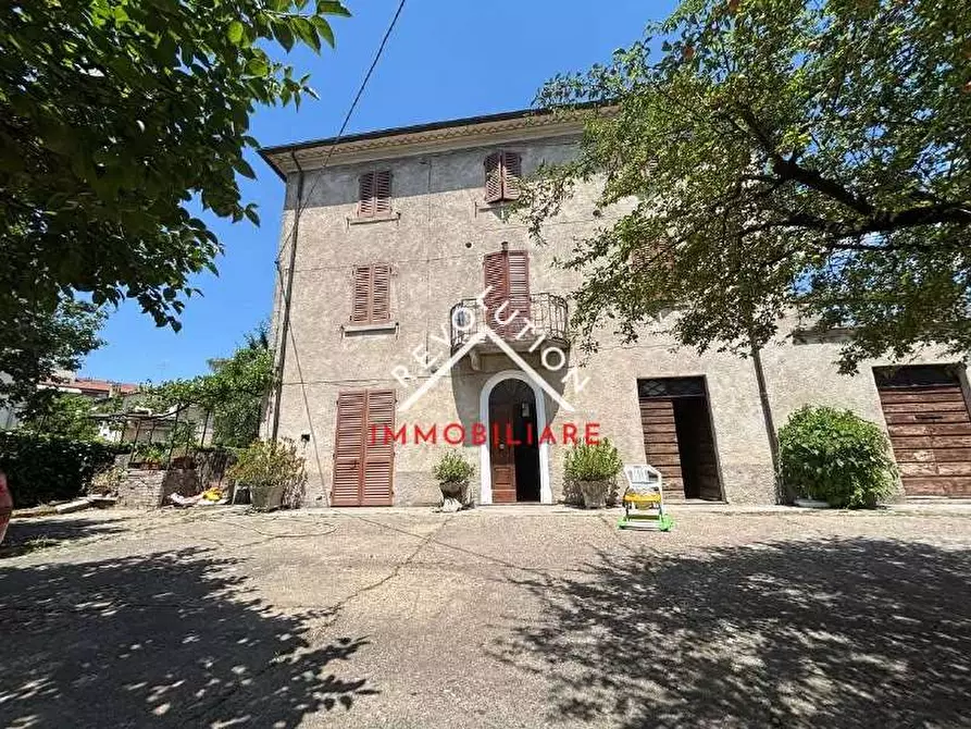 Immagine 5 di Casa bifamiliare in vendita  in Via Rigucci a Città Di Castello