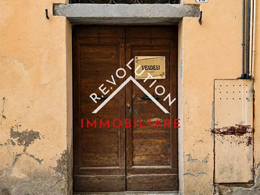 Immagine 5 di Garage in vendita  in Via Alberti a Umbertide