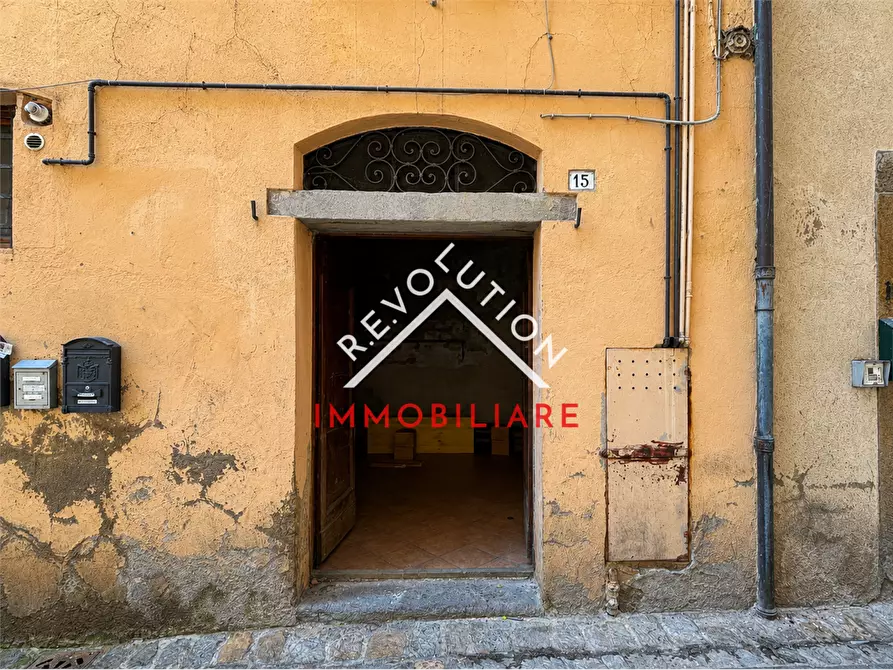 Immagine 6 di Garage in vendita  in Via Alberti a Umbertide