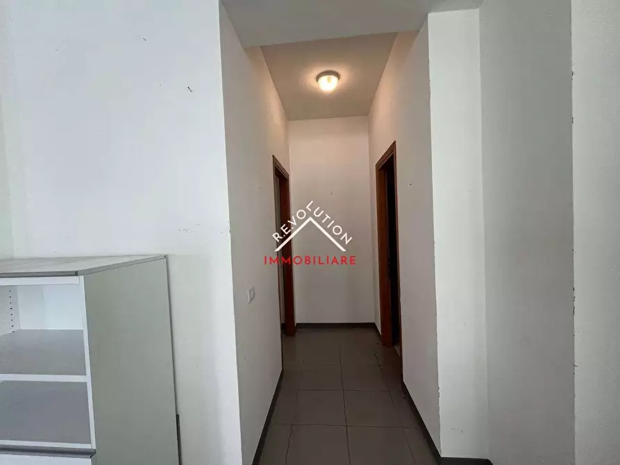 Immagine 11 di Negozio in vendita  in Campo di Marte a Perugia