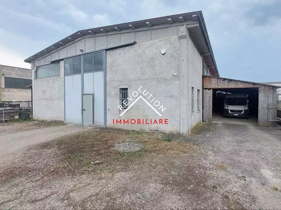 Immagine 2 di Capannone industriale in vendita  in Via Benedetto Spinoza a Città Di Castello