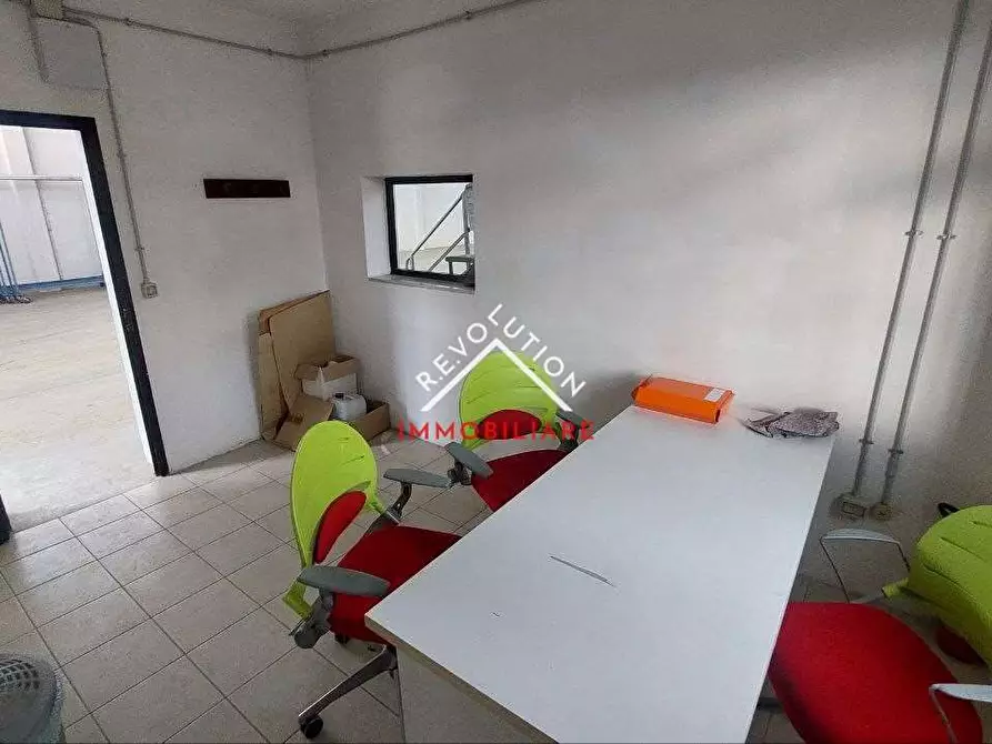 Immagine 10 di Capannone industriale in vendita  in Via Benedetto Spinoza a Città Di Castello