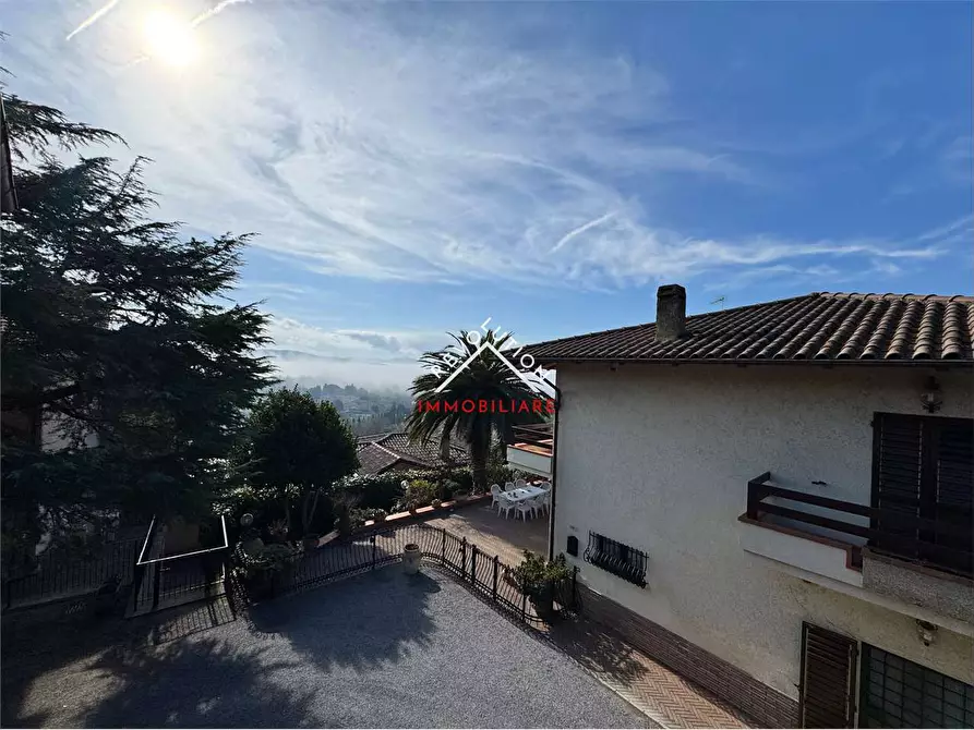 Immagine 20 di Villa in vendita  in Via della Martinella a Passignano Sul Trasimeno