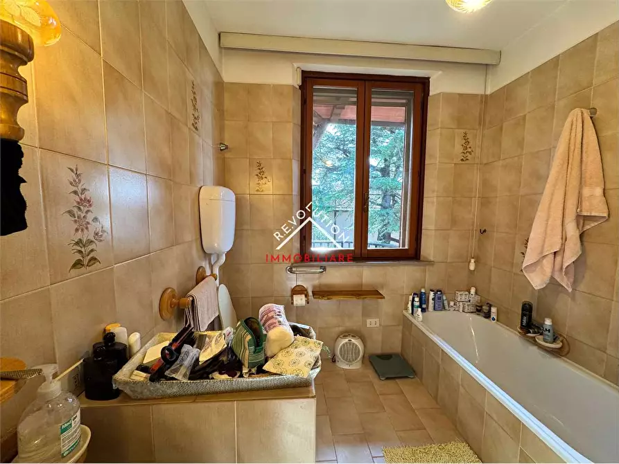 Immagine 10 di Villa in vendita  in Via della Martinella a Passignano Sul Trasimeno