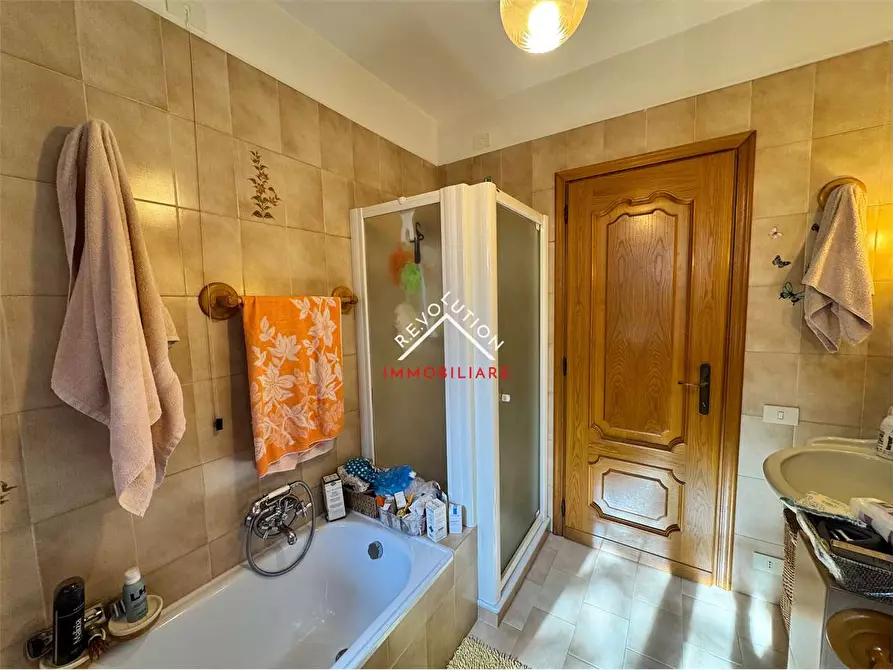 Immagine 11 di Villa in vendita  in Via della Martinella a Passignano Sul Trasimeno