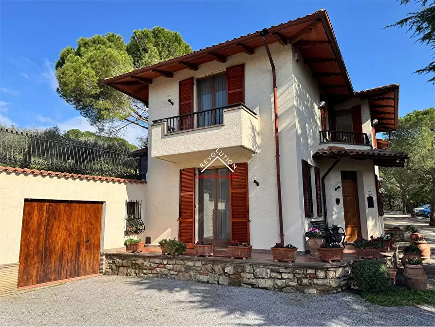 Immagine 26 di Villa in vendita  in Via della Martinella a Passignano Sul Trasimeno