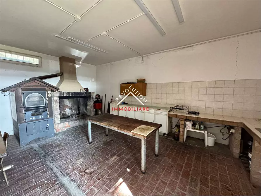 Immagine 17 di Villa in vendita  in Via della Martinella a Passignano Sul Trasimeno