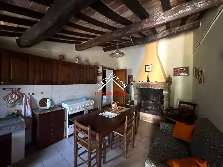 Immagine 2 di Porzione di casa in vendita  in Somole a Apecchio