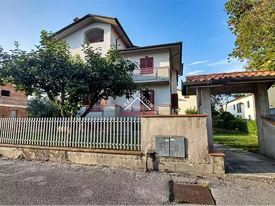 Immagine 1 di Appartamento in vendita  in Via F.lli Cervi a Citerna