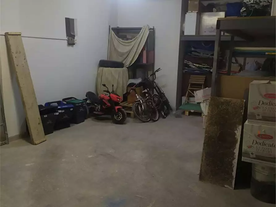 Immagine 7 di Monolocale in vendita  a Bitonto