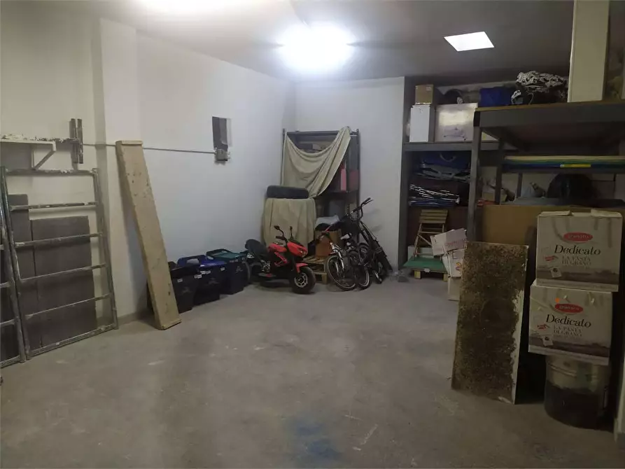 Immagine 8 di Monolocale in vendita  a Bitonto