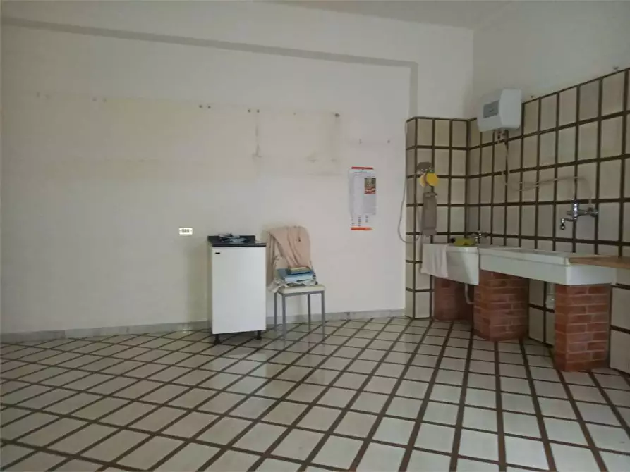 Immagine 22 di Appartamento in affitto  a Bitonto