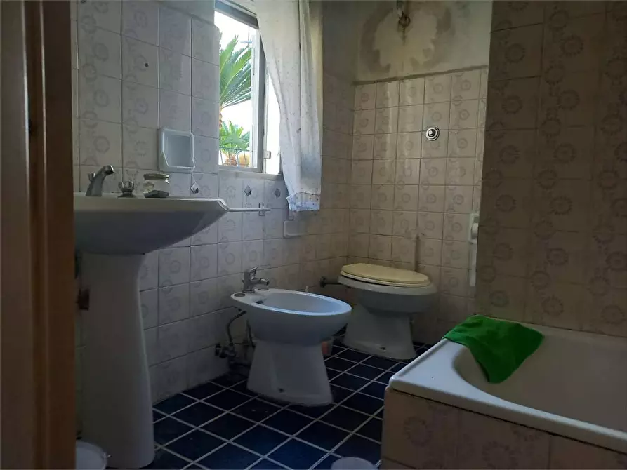 Immagine 10 di Appartamento in vendita  a Bitonto