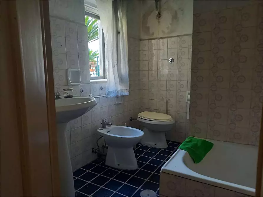 Immagine 11 di Appartamento in vendita  a Bitonto