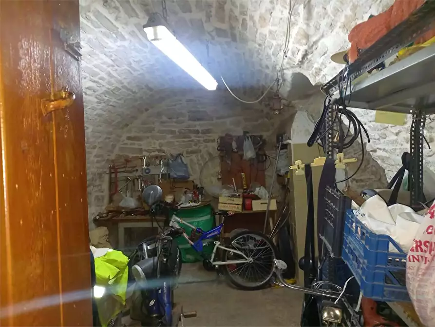 Immagine 35 di Appartamento in vendita  a Bitonto