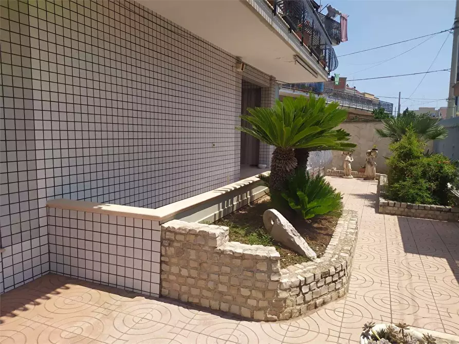 Immagine 40 di Appartamento in vendita  a Bitonto