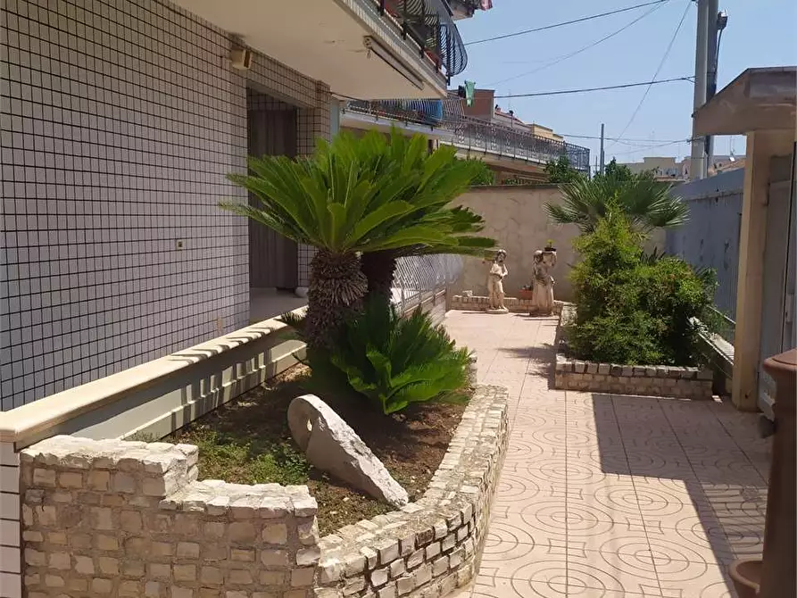 Immagine 43 di Appartamento in vendita  a Bitonto