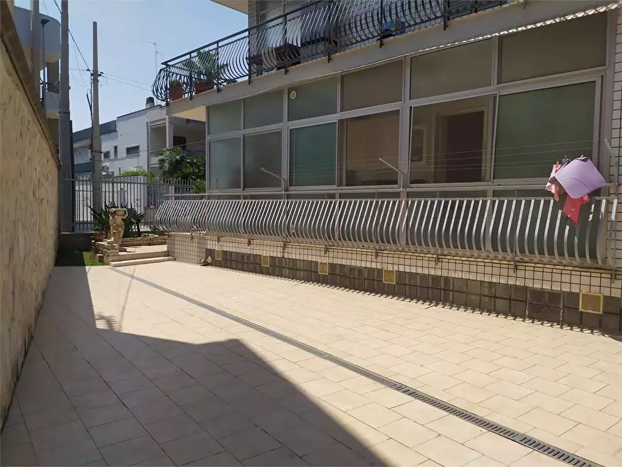 Immagine 45 di Appartamento in vendita  a Bitonto
