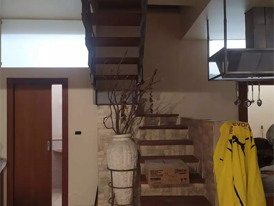 Immagine 50 di Appartamento in vendita  a Bitonto