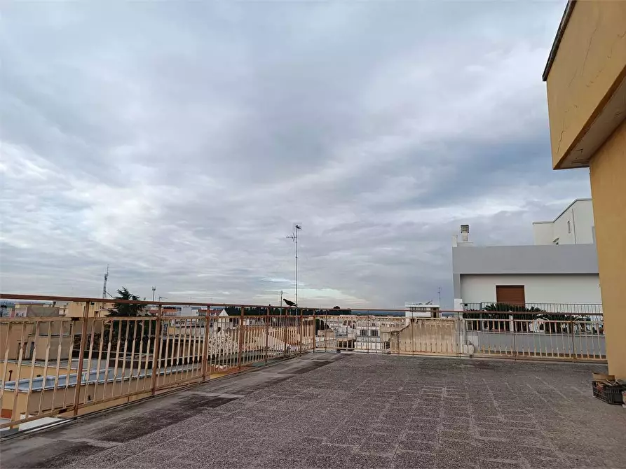 Immagine 25 di Appartamento in vendita  a Bitonto