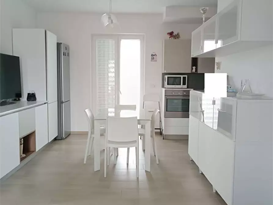 Immagine 39 di Appartamento in vendita  a Bitonto