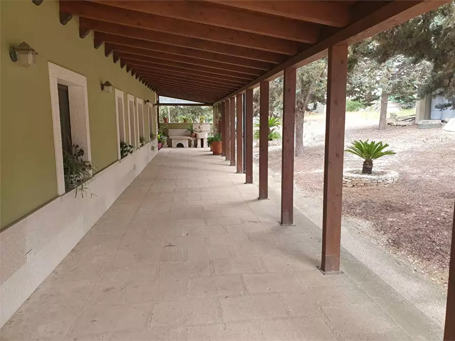 Immagine 31 di Rustico / casale in vendita  a Bitonto