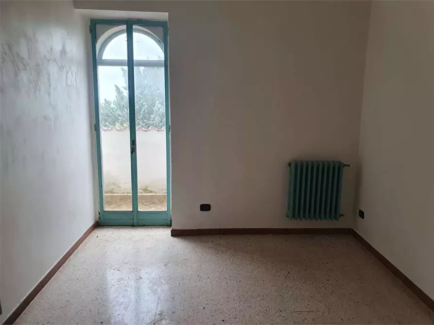 Immagine 36 di Rustico / casale in vendita  a Bitonto