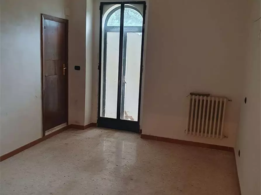 Immagine 48 di Rustico / casale in vendita  a Bitonto