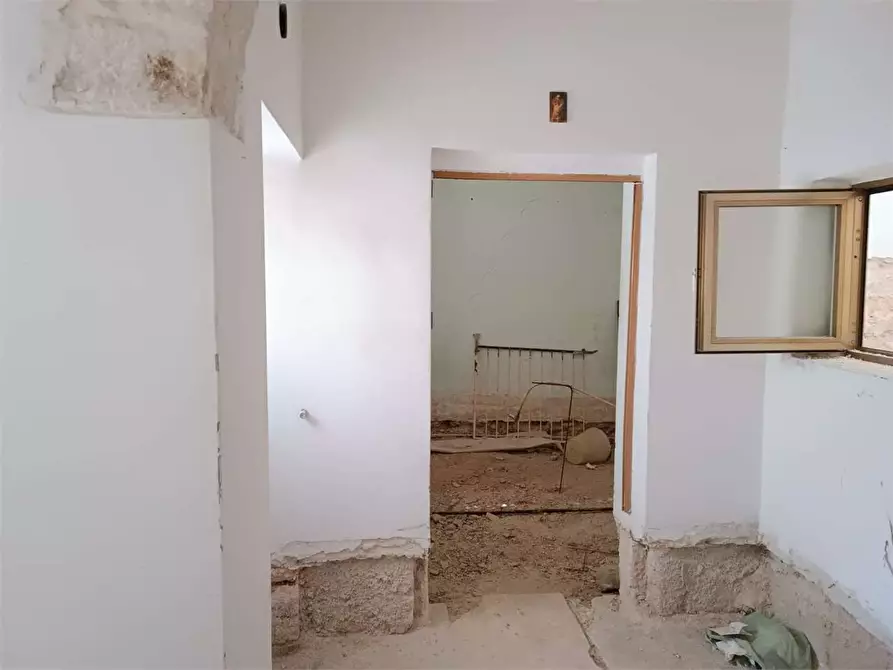 Immagine 6 di Casa indipendente in vendita  a Bitonto