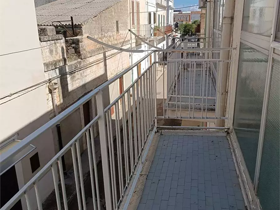 Immagine 21 di Appartamento in vendita  a Bitonto