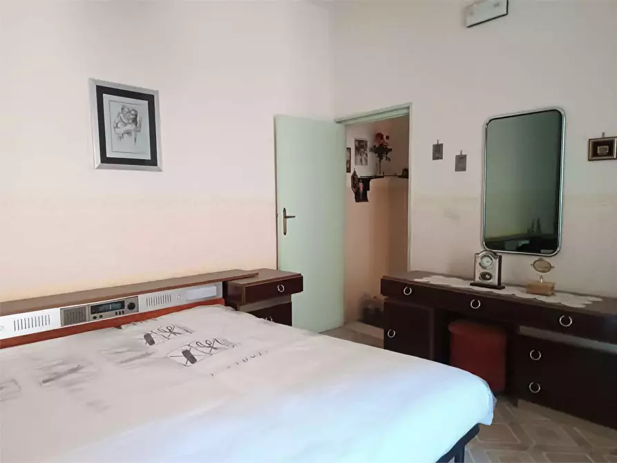 Immagine 25 di Casa indipendente in vendita  a Bitonto