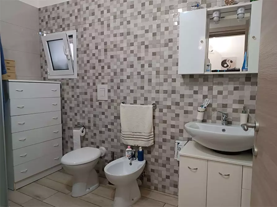 Immagine 24 di Appartamento in vendita  a Bitonto