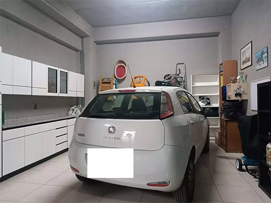 Immagine 22 di Appartamento in vendita  a Bitonto