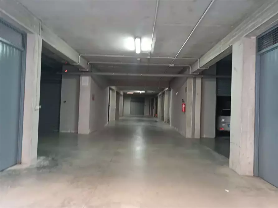 Immagine 24 di Appartamento in vendita  a Bitonto